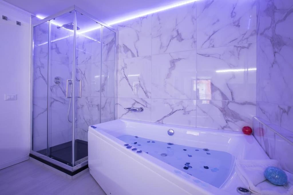 My Piazza Navona Jacuzzi Suite -Topcollection Roma Dış mekan fotoğraf
